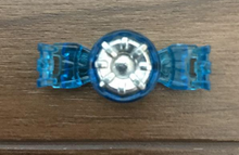 Load image into Gallery viewer, BEYBLADE BURST B-00 WBBA METAL CHIP CORE SUPER KING SPECIAL PRIZE
